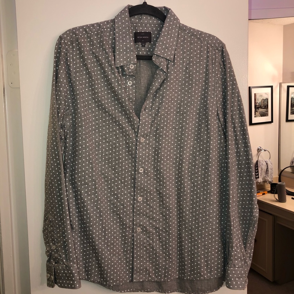 Fun and fitted Gray polka dot button down
